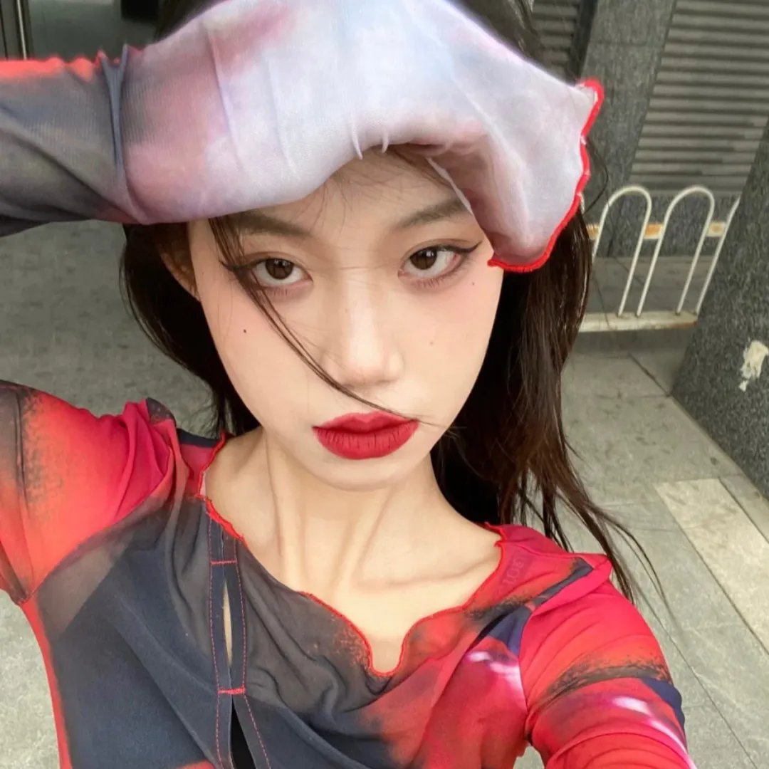 五个女生